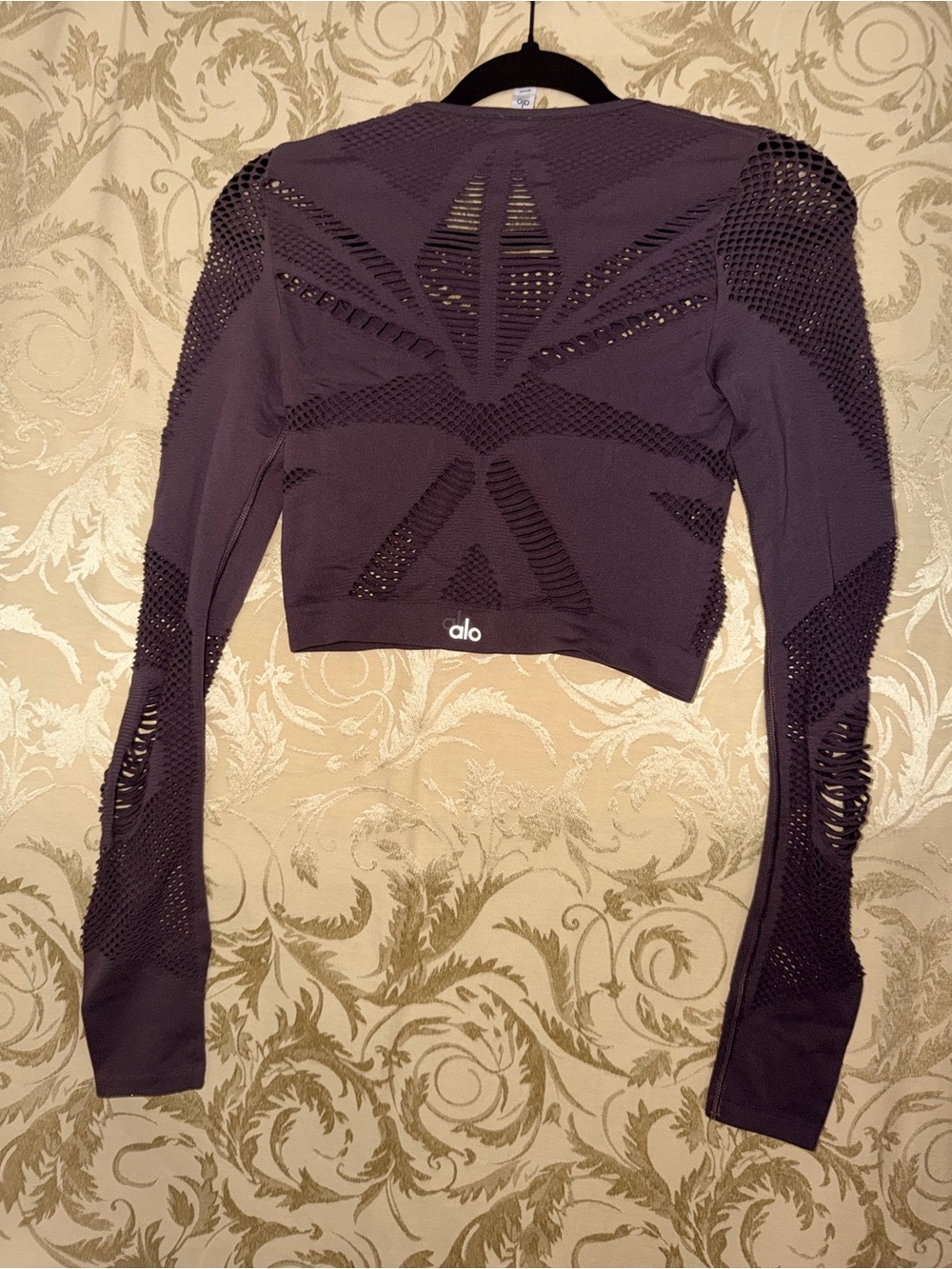 ALO Yoga Open-Knit Cropped Long Sleeve Top - Plum